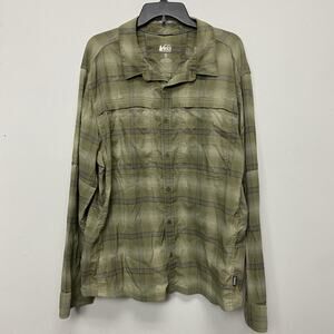 REI Co-Op Button Up Shirt Men XLarge Green Plaid Vented Hiking Outdoor Fishing